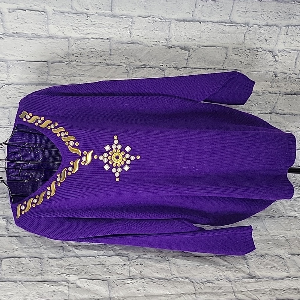 VINTAGE Purple Gold and White Beaded 2pc. Sweater Set Skirt and Sweater - Picture 2 of 10